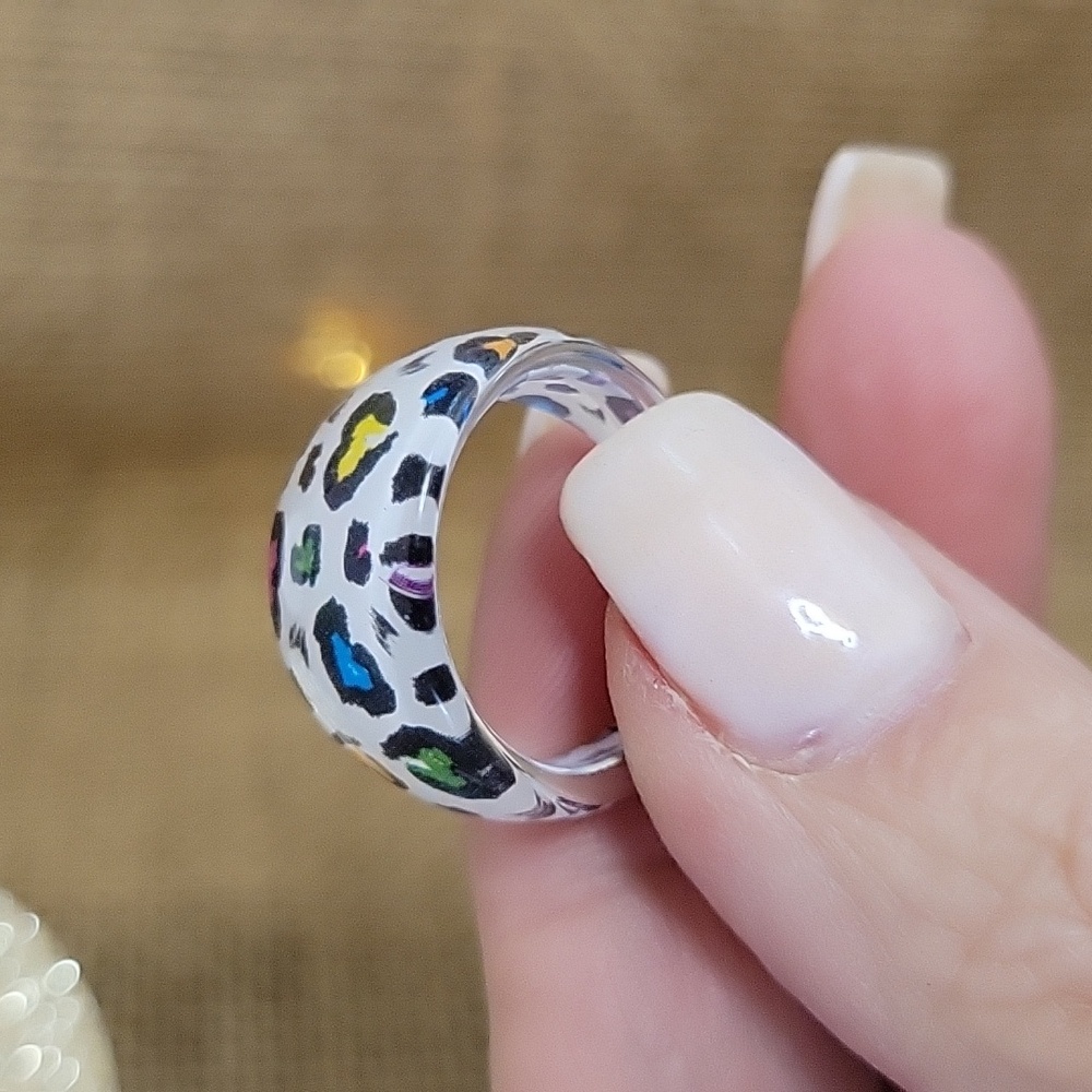 🔥LAST ONE🔥 RAINBOW CHEETAH RING, METAL FREE - Picture 6 of 6